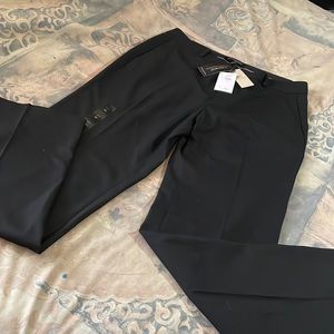 Banana republic, Logan style straight, fit through hip and thigh trouser